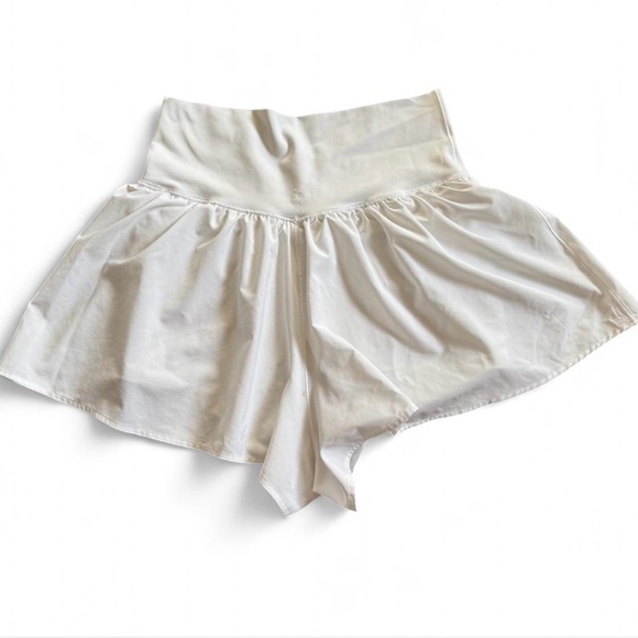 OFFLINE By Aerie Real Me Crossover Flowy Short - Picture 2 of 4